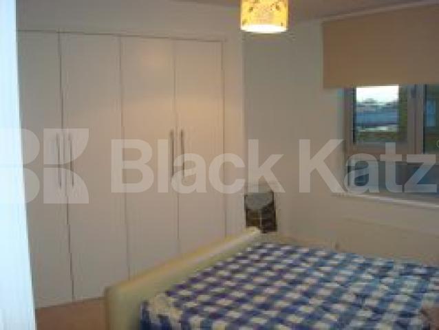 			MUST SEE !!!!!!!, 2 Bedroom, 1 bath, 1 reception Flat			 Buckler Crt Eden Grove, HOLLOWAY